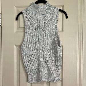 Women's Gray Sleeveless Sweater